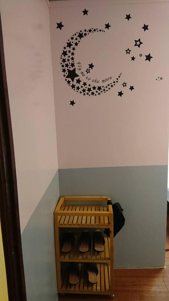 Papa Bear'S Guesthouse Тайчжун Екстер'єр фото